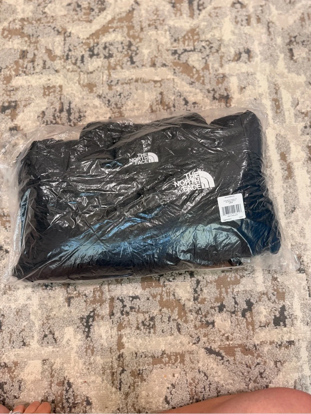 Retro Nuptse Long Sleeve Winter Puffer Jacket